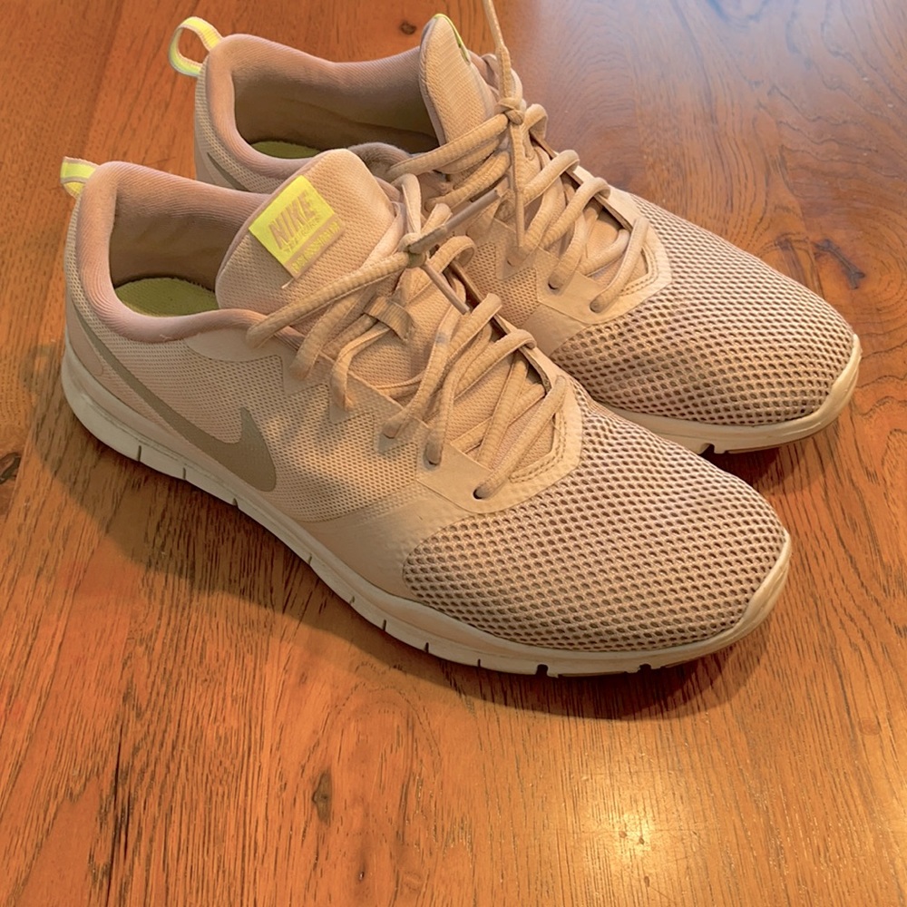 Nike women sneakers
